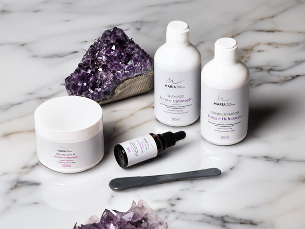 Produtos para queda capilar da linha força e hidratação do Mariá Head & Hair